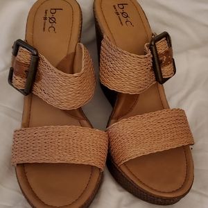 Like New b.o.c. Karalee Wedge Slides sz 8